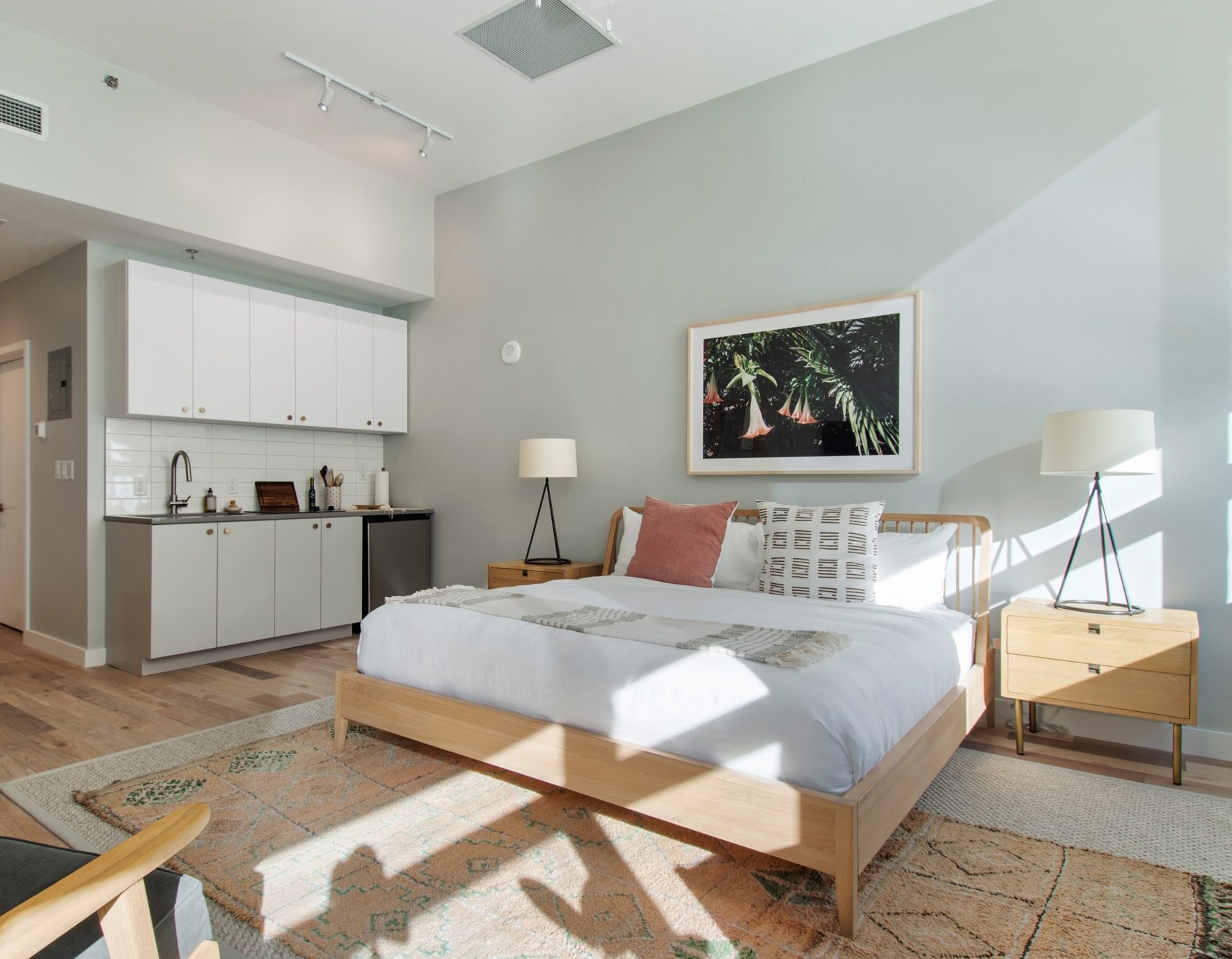 Guest suite studio apartment
