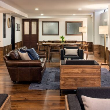 REsident lounge with comfortable, stylish seating